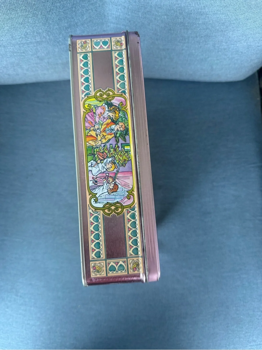 VTG Epcot Cookie Tin